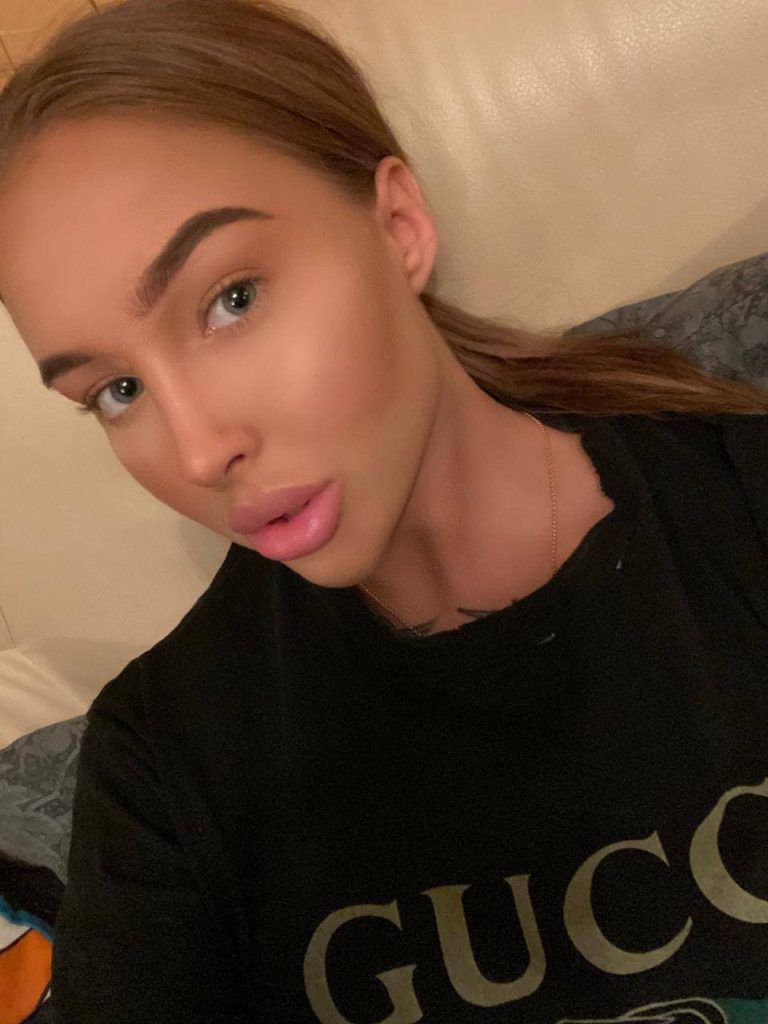 Эскорт модель Амира в Москве